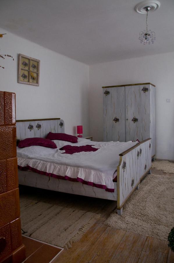 Notas Tuecsoek Vendeghaz Apartment Agyagosszergény Екстериор снимка