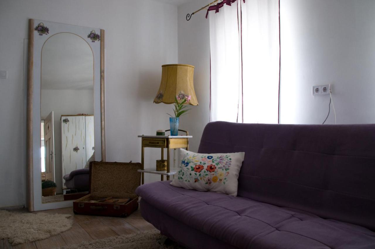 Notas Tuecsoek Vendeghaz Apartment Agyagosszergény Екстериор снимка